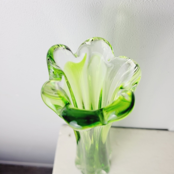 Vintage Six Finger Glass Swung Vase - Emerald Green to Clear - 9 inch Bud Vase - Picture 7 of 16